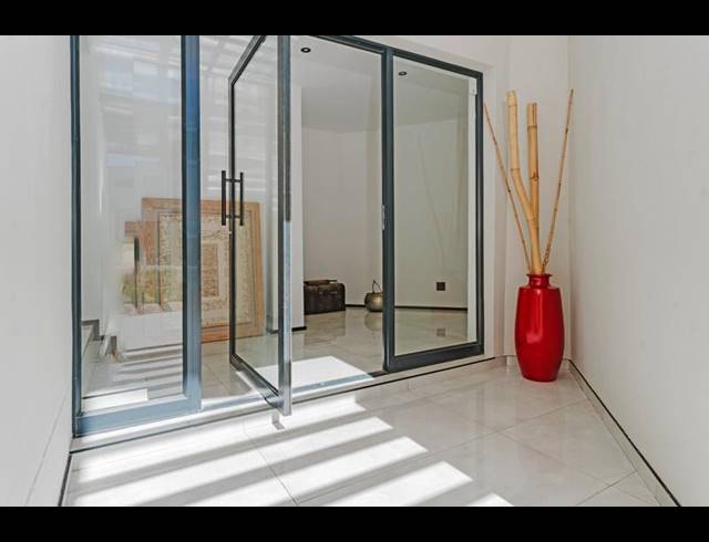 4 BEDROOM HOUSE FOR SALE IN FOURWAYS